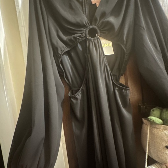 Show me your MUMU- size XL- black cut out long sleeve dress - Picture 3 of 5